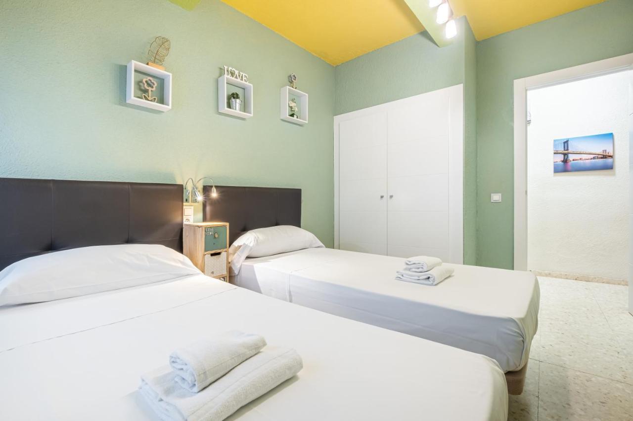 Lux Center 5-D Apartment เบนิดอร์ม ภายนอก รูปภาพ