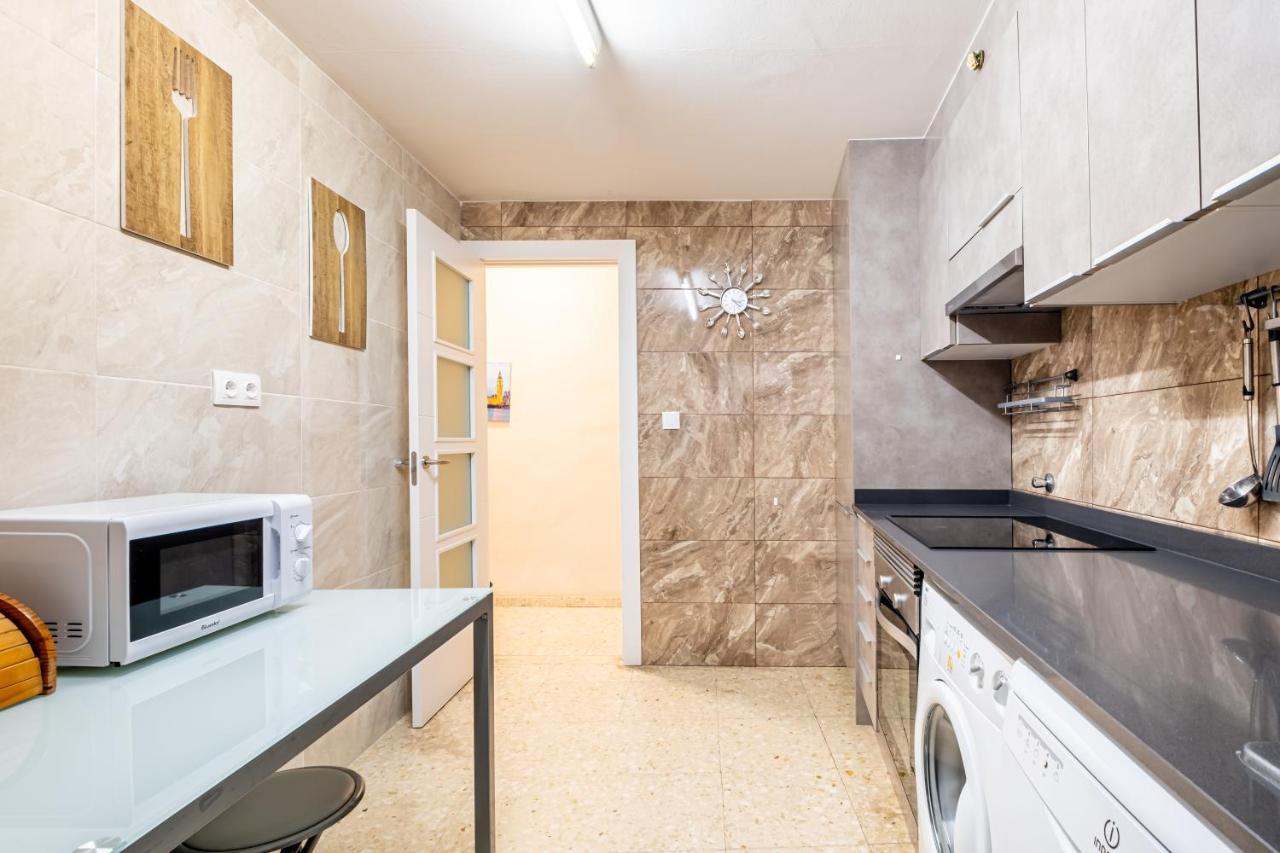 Lux Center 5-D Apartment เบนิดอร์ม ภายนอก รูปภาพ